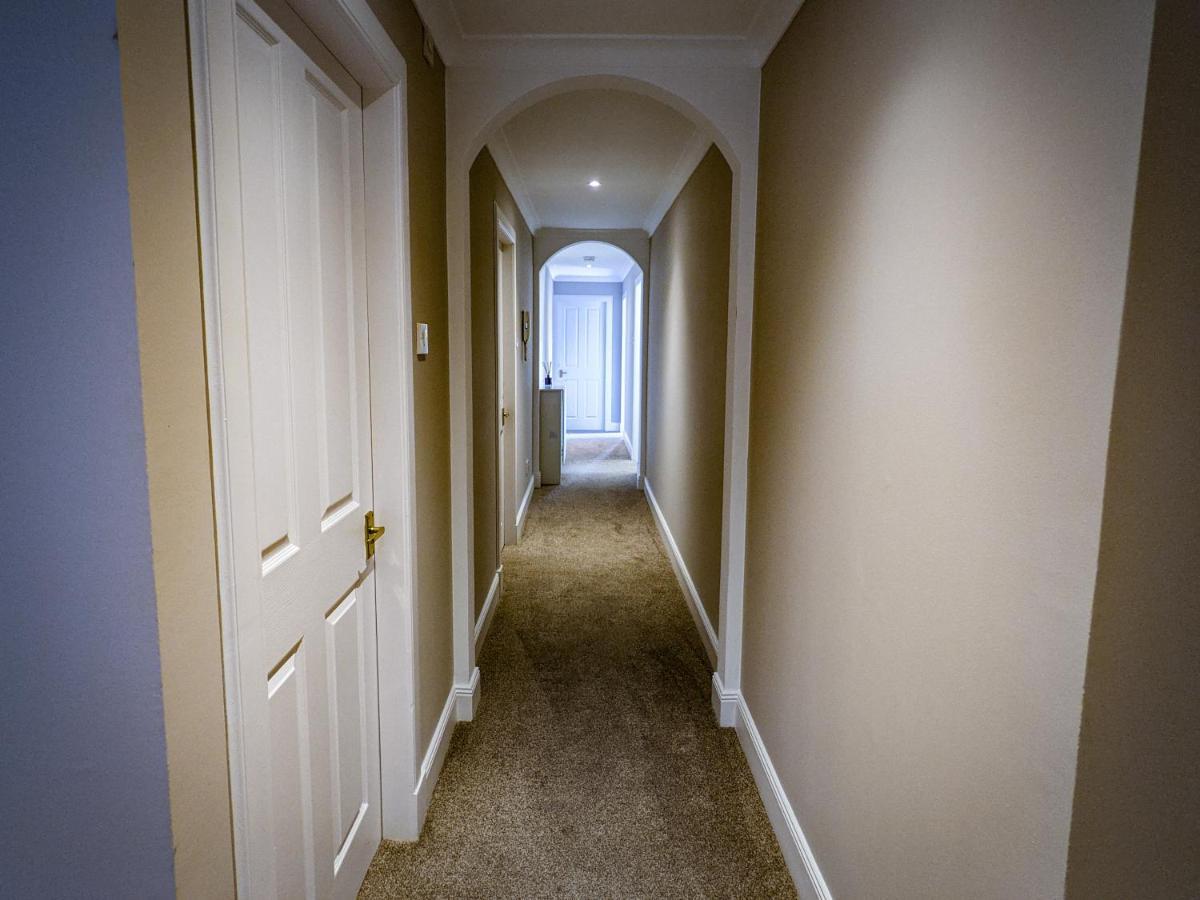 Beautiful Spacious Central Flat, Pitlochry Esterno foto