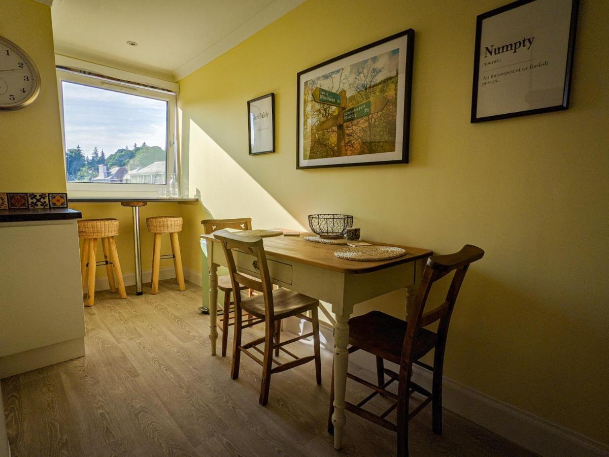 Beautiful Spacious Central Flat, Pitlochry Esterno foto