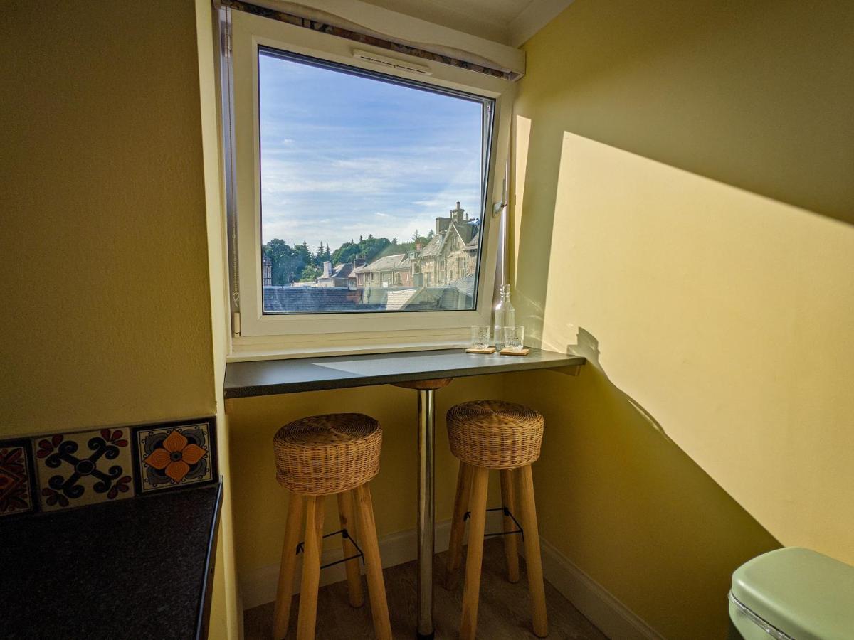 Beautiful Spacious Central Flat, Pitlochry Esterno foto